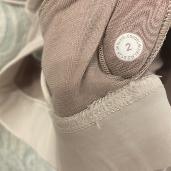 Lululemon white bra - Picture 3 of 3